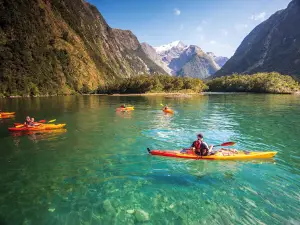 Southern Discoveries - Milford Sound Visitor Centre
