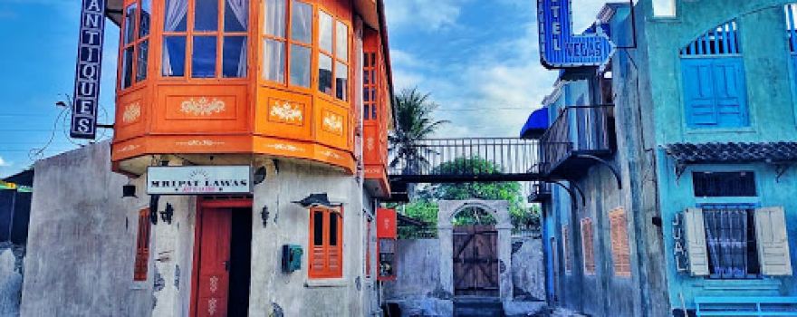 Gamplong Studio Alam