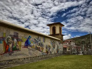 Plaza De Yanama