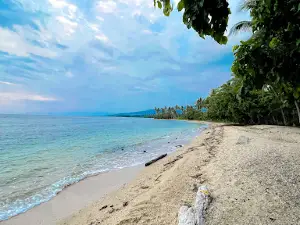 Pantai pasir putih
