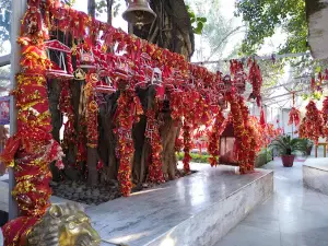 Kol Kandoli Temple