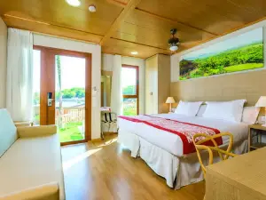 Magic Natura Animal, Water Park & Polynesian Lodge Resort