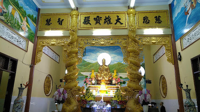 Tu Quang Temple