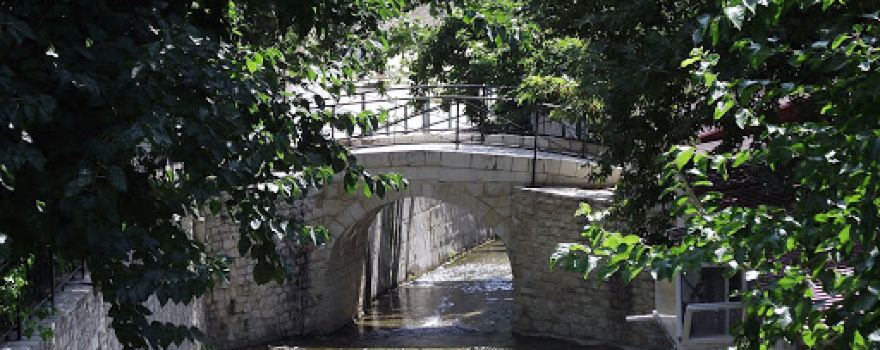 Karacaoğlan Çınaraltı Parkı