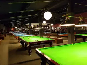 Straight Pool - Billiard Cafe