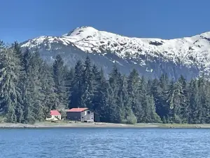 Island Point Lodge Inc.