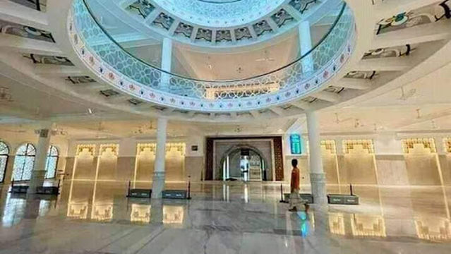 Savar Model Mosque & Islamic cultural center