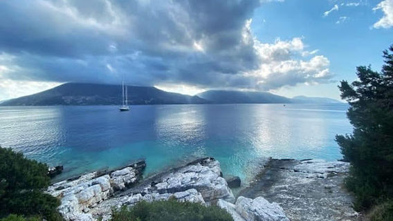 Crystal Clear Cruising