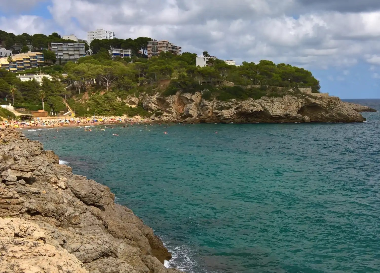 Hoteles cerca de Cala Crancs