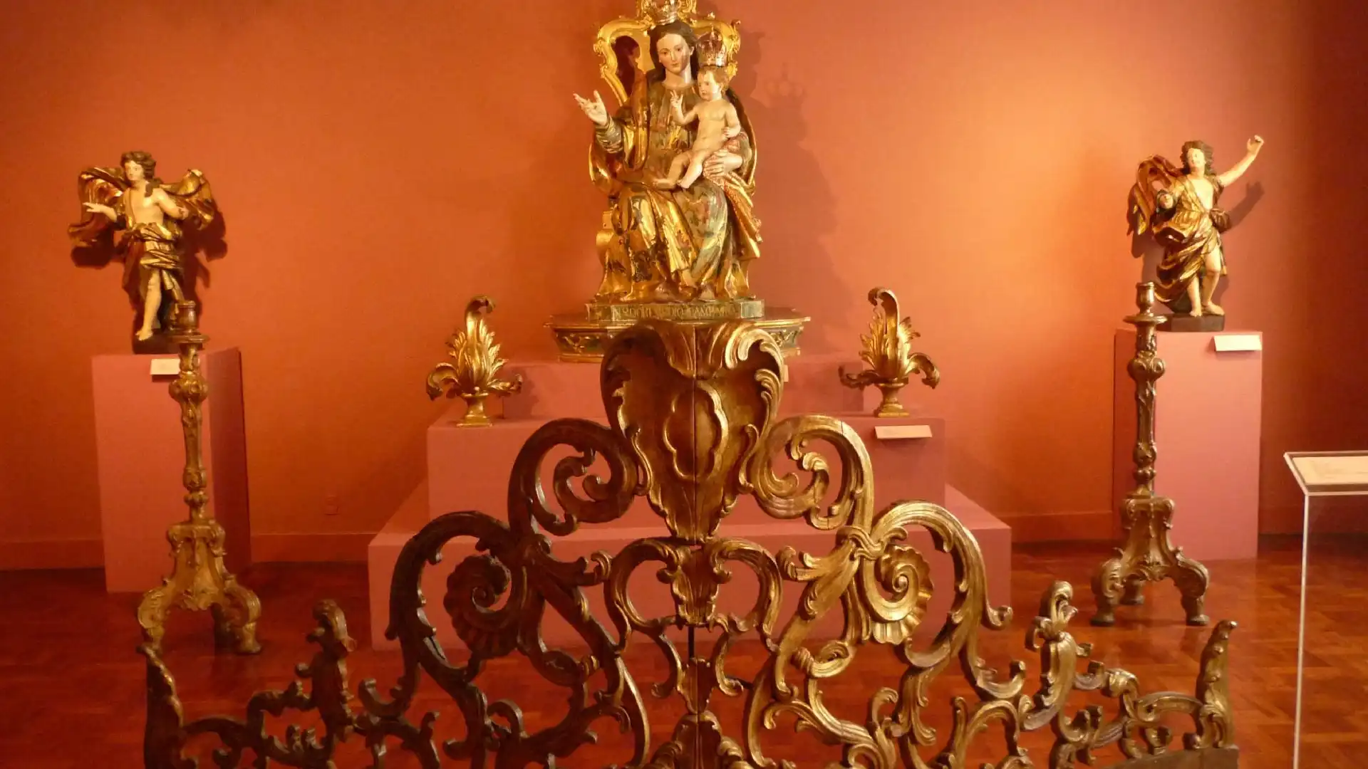 Hotels near Sacred Art Museum of Funchal