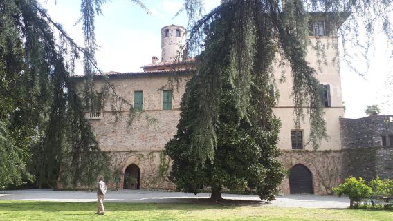 Castello della Manta