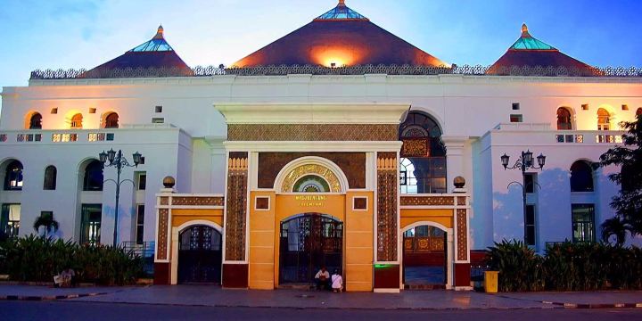 Sultan Mahmud Badaruddin I Jayo Wikramo Great Mosque