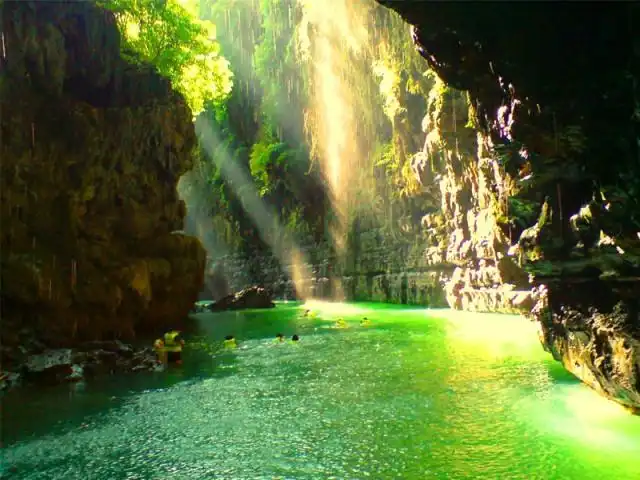 Hotel dekat GREEN CANYON INDONESIA