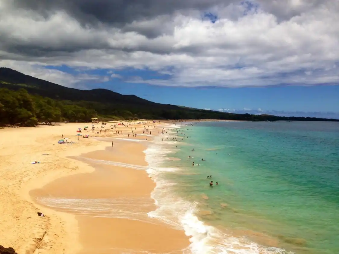Hotels near Oneloa Beach