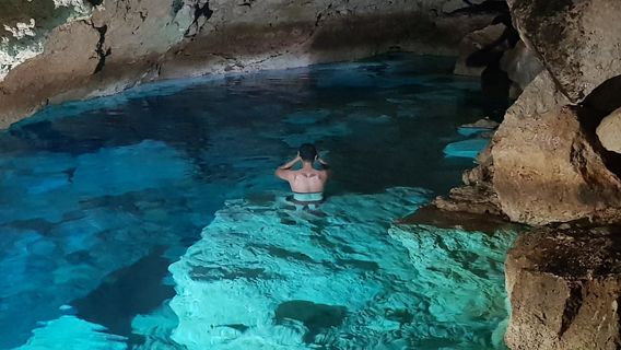 Crystal Cave