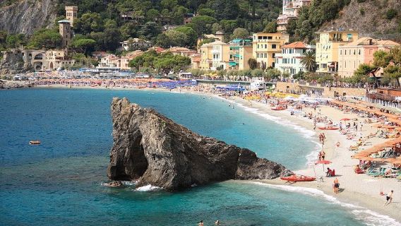 Monterosso public beach (Fegina)