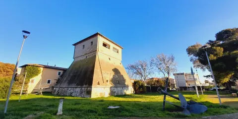 Torre di Vada