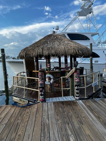 Cruisin' Tikis Orange Beach