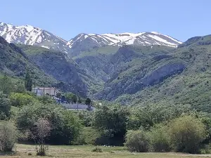 Krasnyye Skaly