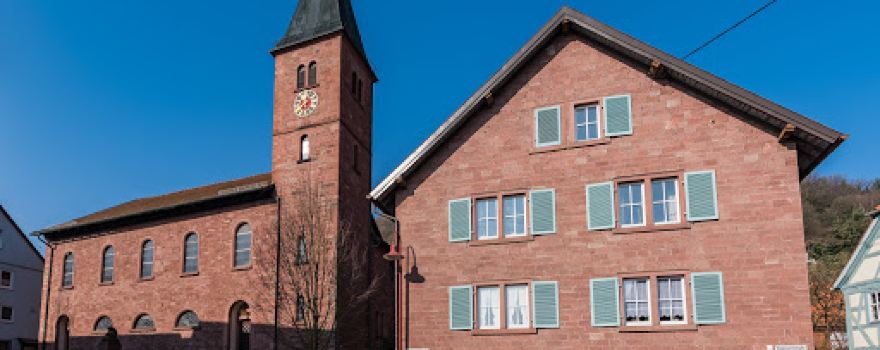 St. Johanniskirche - Evangelisch-Lutherische Kirchengemeinden Hasloch