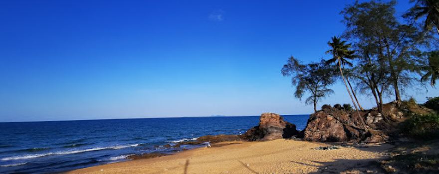 Pantai Batu Pelanduk
