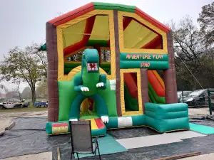 Dínópark Àsotthalom