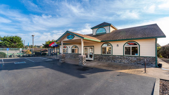 Emerald Dolphin Mini Golf & Arcade