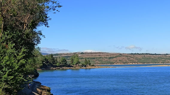 Presa del Pantano del Ebro