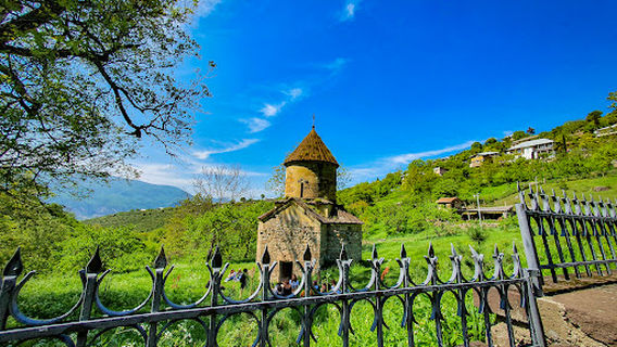 Moro-Dzoro (Tsrviz) Church