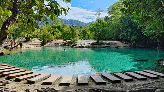 Khlong Thom