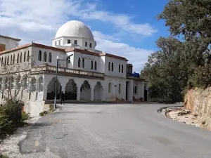 Hlomh mosque