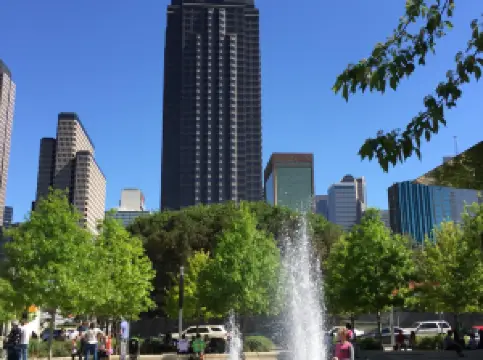 Парк Клайд Уоррен