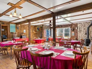The Woodshed Lodge