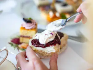 Mary Eats Cake - Brunswick