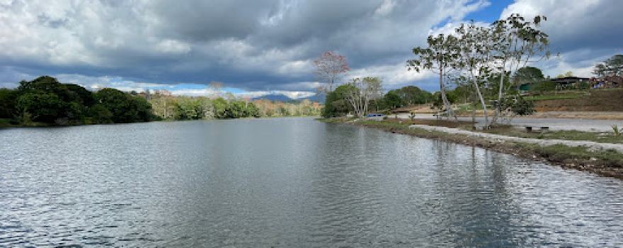 Lago Río Sereno