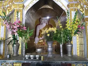 ShweTheinTaw Pagoda