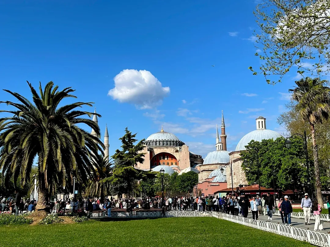 3_Sultanahmet Square