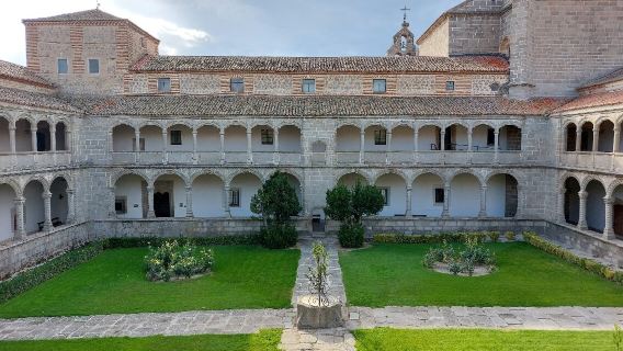 Royal Monastery of Santo Tomás