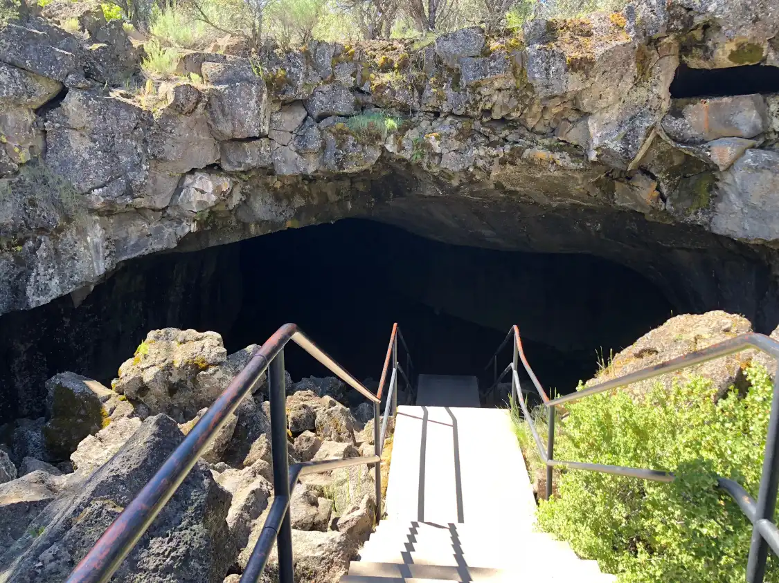 Các khách sạn gần Subway Cave