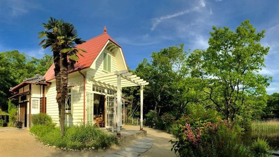 Satsuki and Mei's House