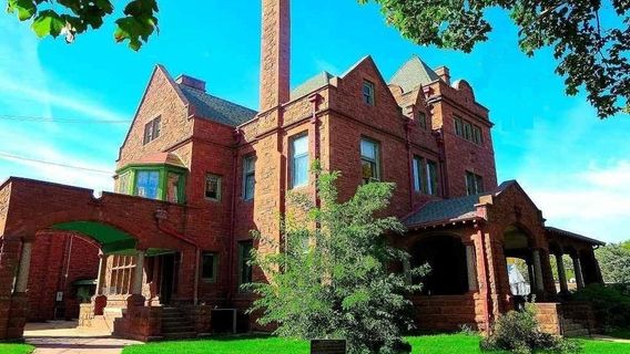 AL. Ringling Mansion