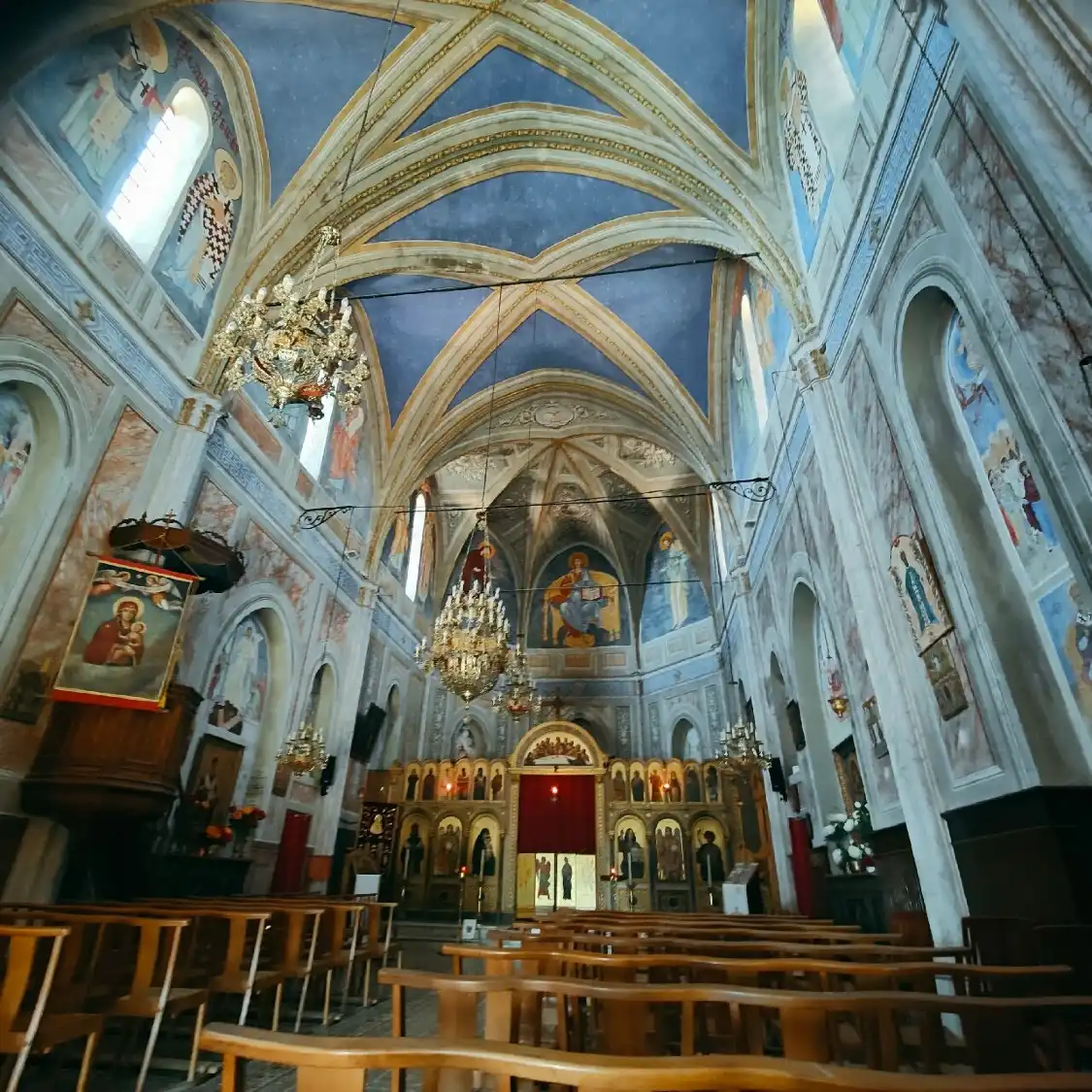 Hotels near Latin Catholic Church of the Assumption