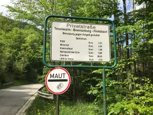 Wasserfalle am Tatzelwurm