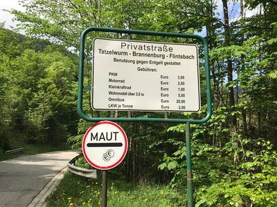 Wasserfalle am Tatzelwurm