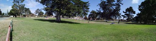 Sam Nujoma Avenue Park