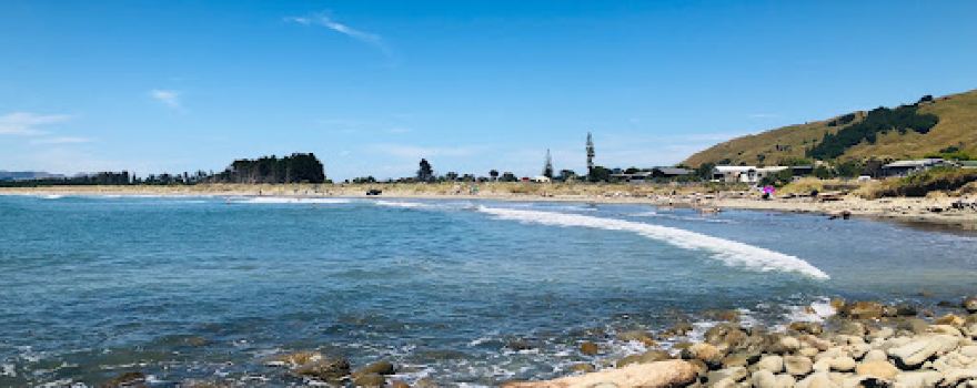 Mahanga Beach