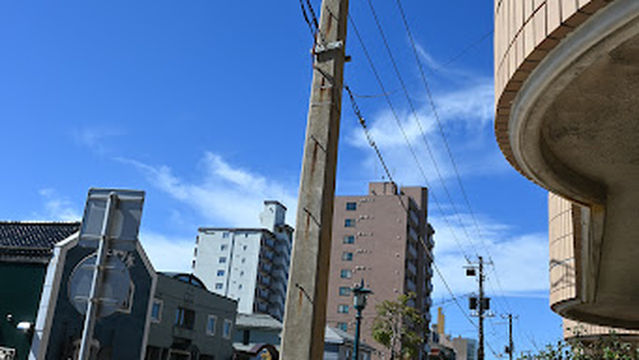 The First Concrete Electricity Pole In Japan