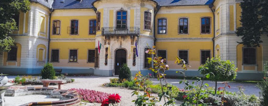 Lamberg Castle Cultural Center - Mor