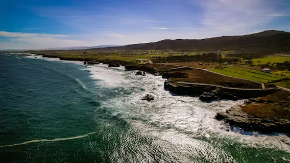Fin do paseo de madeira