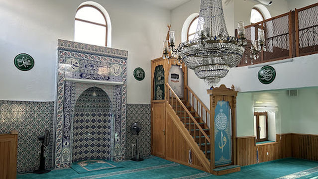 Gölköy Cami